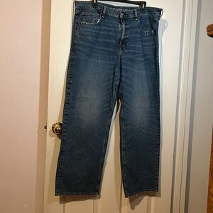 American Eagle low rise baggy jeans 18 short